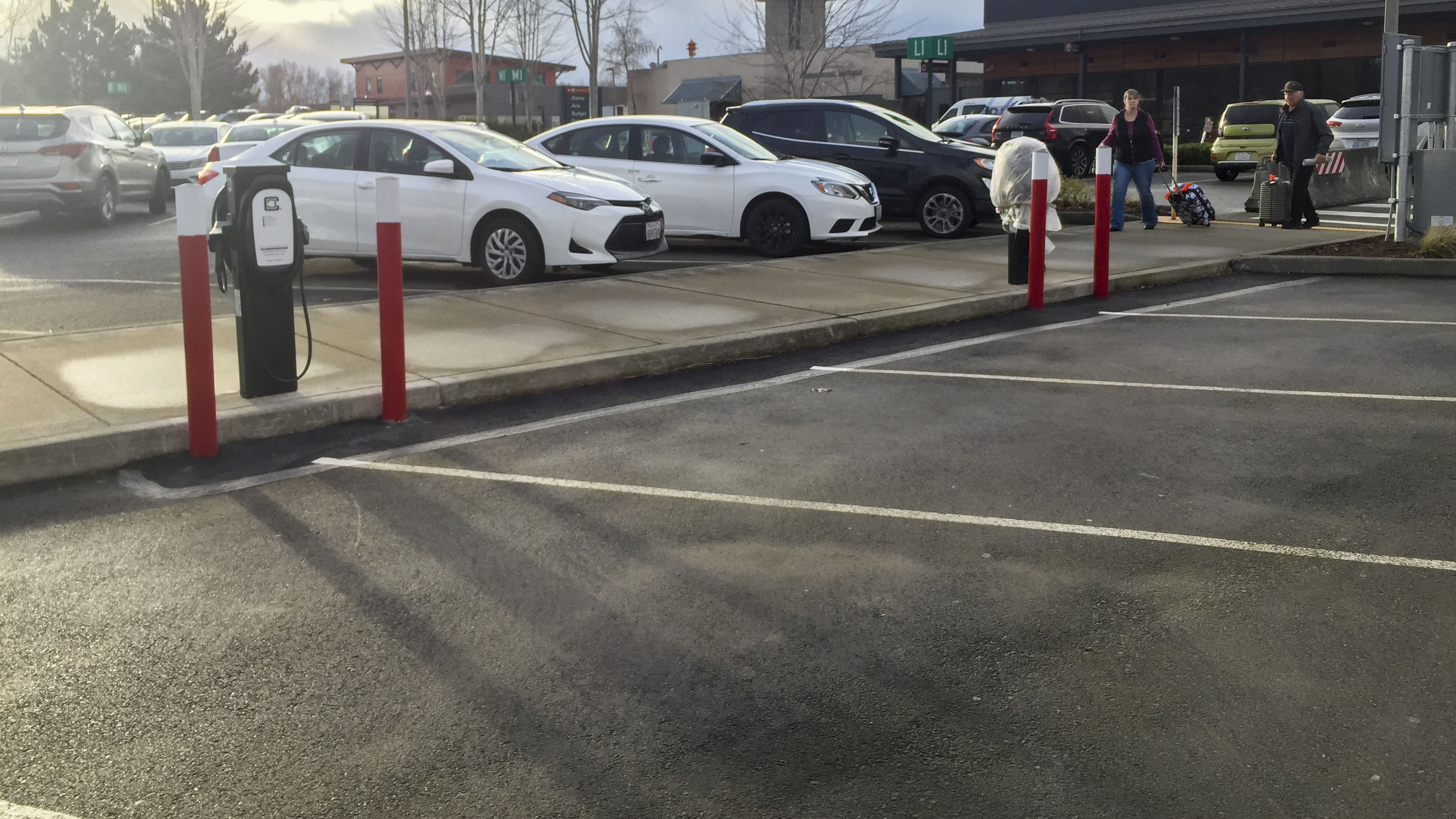 Bellingham Airport Installs Electric Vehicle Charging Stations for Travelers, Employees