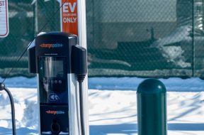 City officials hash out electric vehicle charging station ordinance