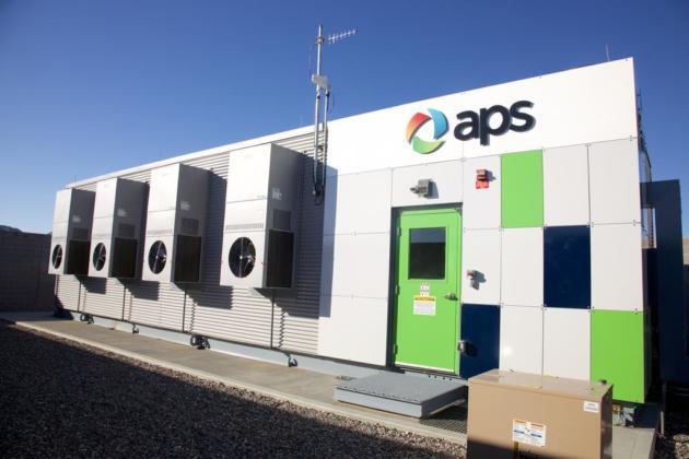 Arizona’s biggest electric utility is going big on batteries
