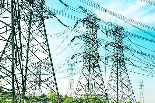 EDP to sell Iberian power assets, invest $13.5 bn by 2022