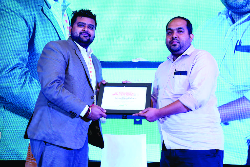 Jinko India wins EQ Module Tech Leader of the Year Award / Jinko India Conferred with EQ Module Tech Leader of the Year Award