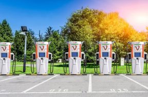 Tritium inks deal to supply electric vehicle fast chargers for India