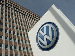 VW Slashes 7000 Jobs to Refocus on Electric Cars