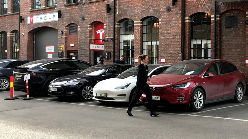 Electric Cars Hit Record In Norway, Making Up Nearly 60% Of Sales In March