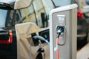Electric Vehicle Charging Stations Market Size, Growth Trends, Top Players, Application Potential and Forecast to 2025
