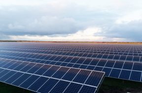 Global Solar PV Market Returns to Double-Digit Growth in 2019, IHS Markit Says