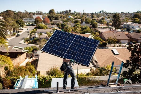 Sunrun: Home Solar And Batteries Can Replace Retiring Gas-Fired Power Plants In Los Angeles