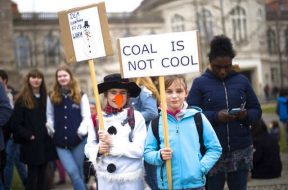 Young German activists demand earlier coal-burning deadline