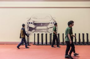 China’s electric car market resembles dot-com bubble