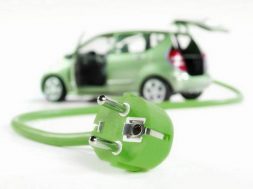 How is India driving to electric mobility