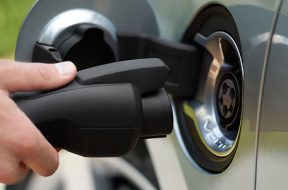 MP Bagnell Announces Funding for Yukon Electric Vehicle Chargers