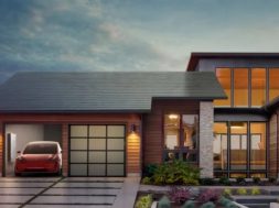 Tesla Embraces New Solar Strategy But Analysts Remain Skeptical