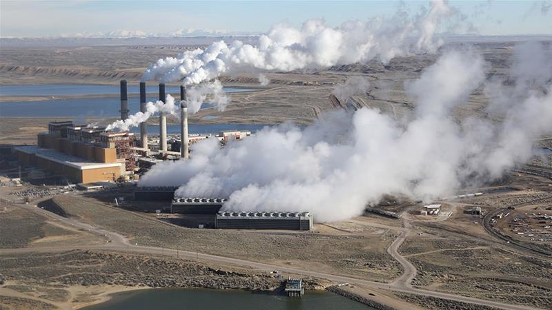 Trump EPA rolls back Obama rule on coal-fired power plants