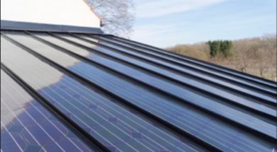 First installation of Midsummer´s new improved integrated solar cell roof carried out in Kivik, Sweden