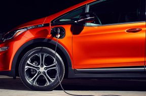 GM Claims It Can Sell Affordable Electric Cars That Are Profitable