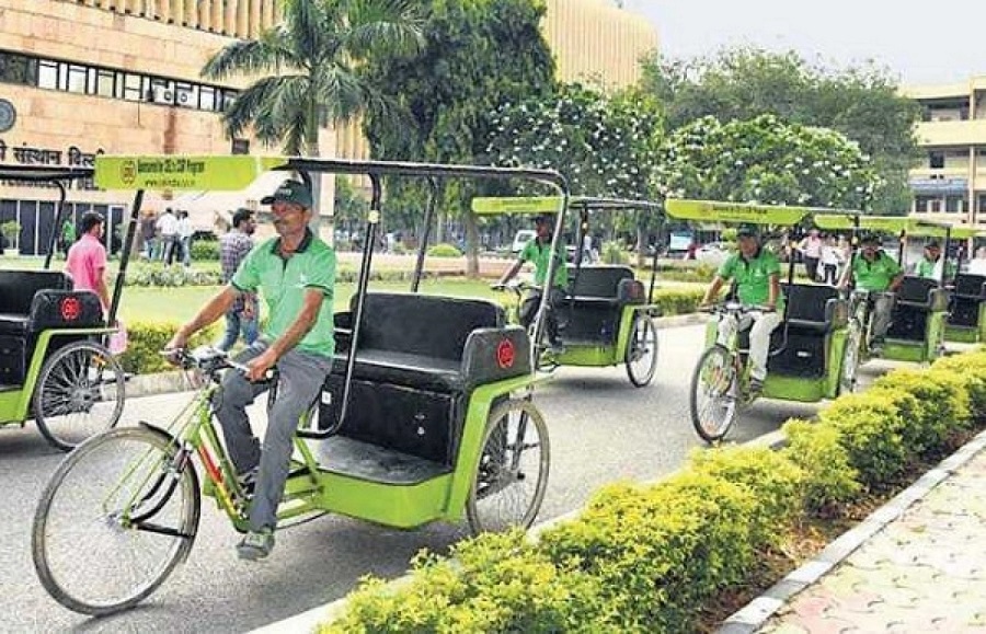 Solar-Powered Rickshaws Introduced In IIT-Delhi Campus As Part Of State-Run CEL’s CSR Initiative