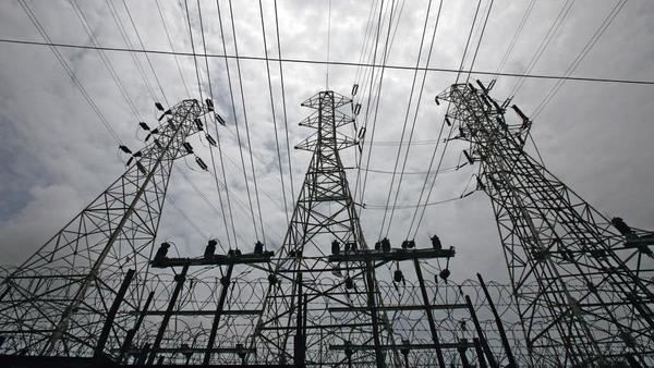 Power purchase agreements with SECI, NTPC vulnerable to risks: India Ratings