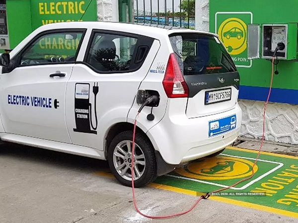 EV charging plaza to make e-mobility convenient: EESL