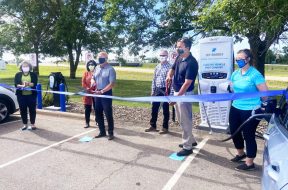 Simonson Station Store welcomes electric vehicle charging station
