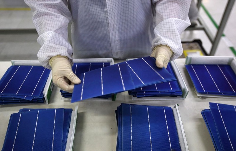 Solar’s Top Manufacturer Raises Cell Prices 11%