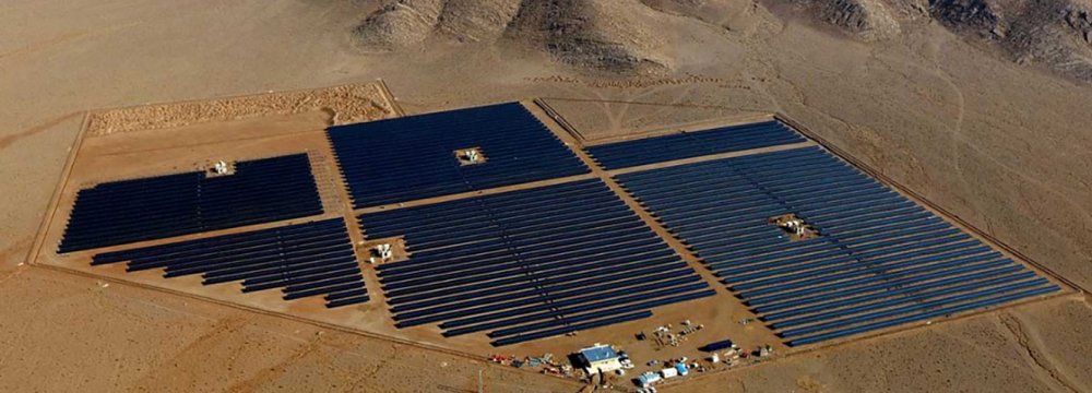 Construction of Biggest Solar Farm Underway in Fars Province
