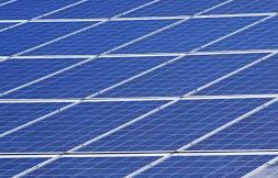 Abu Dhabi secures funding for world’s largest solar farm