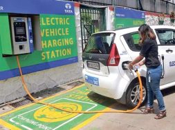202101010201230952_Coimbatore-gets-first-superfast-public-EV-charging-station_SECVPF
