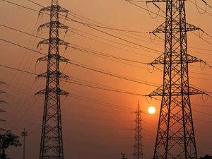 Discoms’ Outstanding Dues to Gencos Fall 3% to Rs 78,379 Cr in March