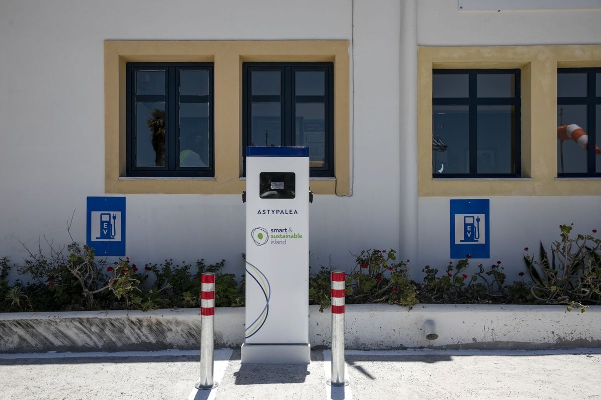 Greece Plans Green-Energy Shift to Power Electric VW Fleet