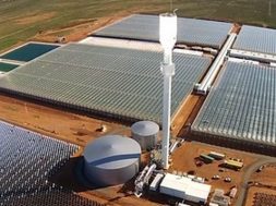 Sundrop Farms uses solar to grow tomatoes in the Australian desert