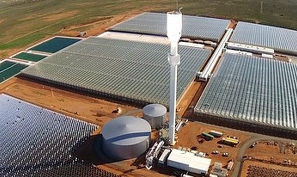 Sundrop Farms Uses Solar to Grow Tomatoes in The Australian Desert