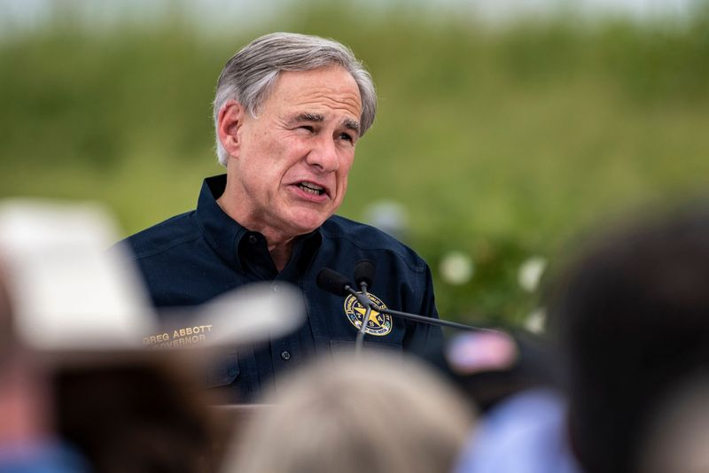 Texas Governor Pushes For Fossil Fuel, Nuclear Power Incentives