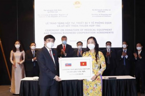 NA Chairman witnesses signing of deals between Vietnamese and European firms