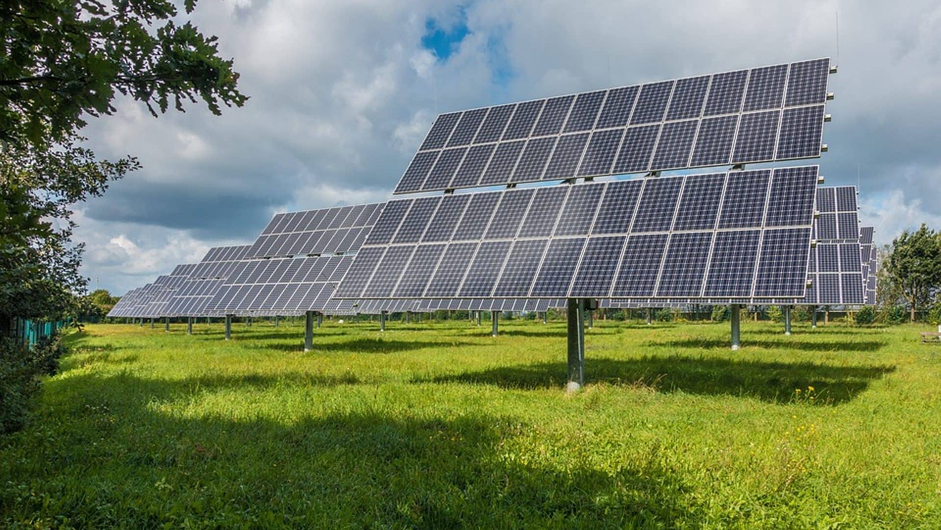 Adani to triple solar power generation capacity in four years – EQ Mag Pro