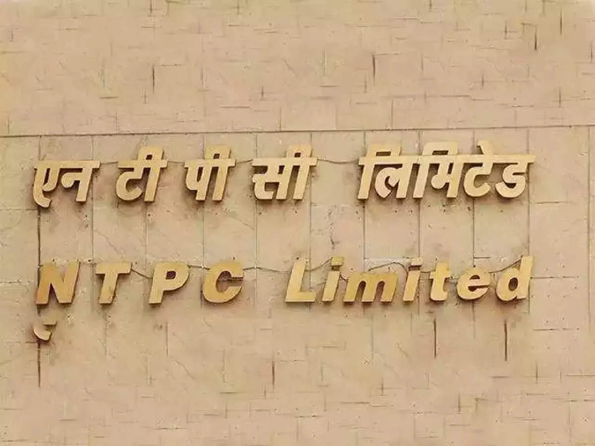 NTPC plans to have 35 GW of RE capacity by 2027, to generate 10 BU green energy in 2022-23 – EQ Mag Pro