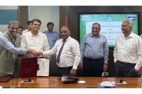 Landmark MoU between SJVN, REMC and BHEL; will develop RE Projects for Indian Railway