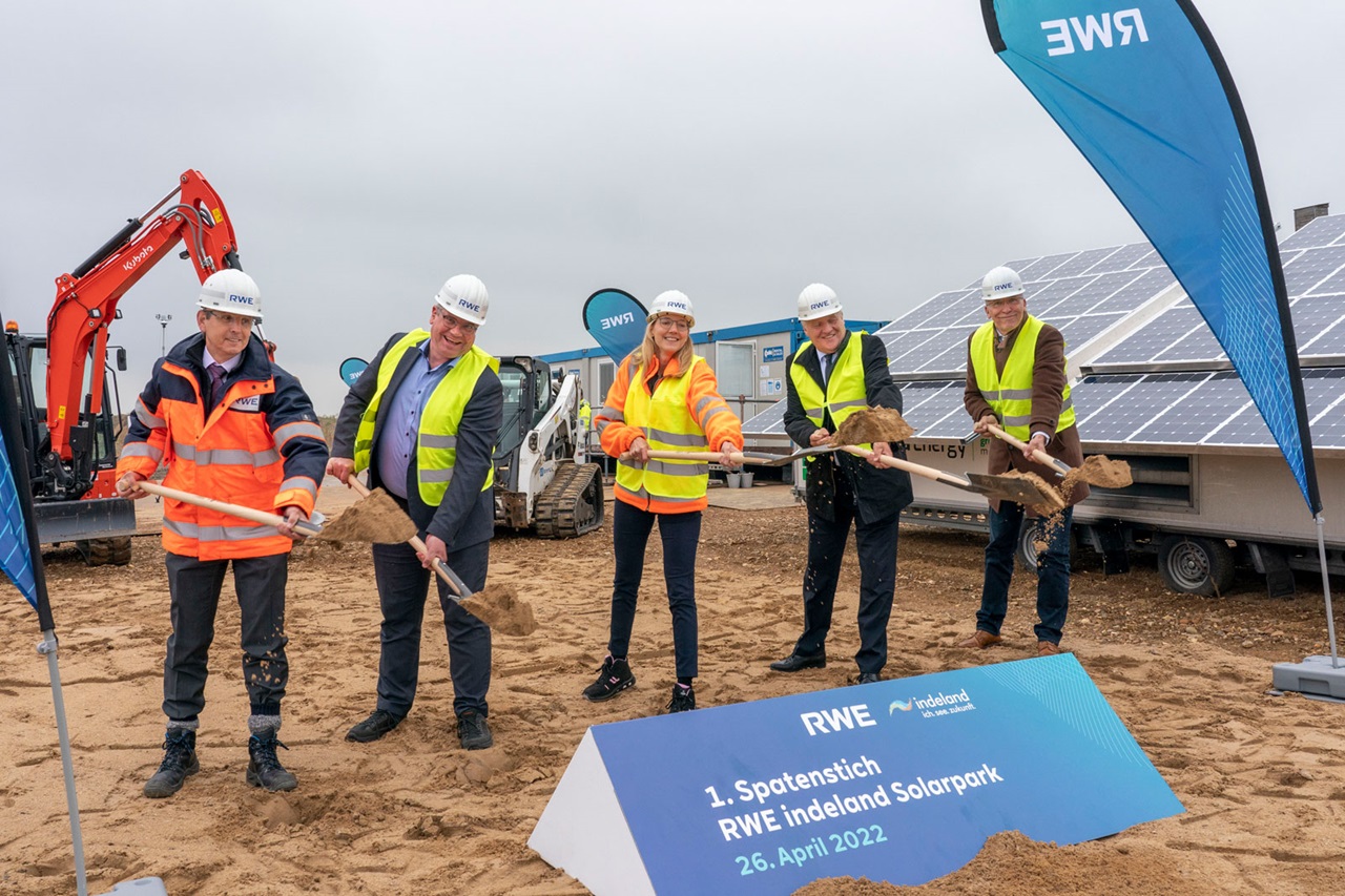RWE to deliver solar power produced at Inden opencast mine from summer – EQ Mag Pro