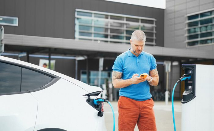 Businesses rush to install electric vehicle charging to keep tourists coming back – EQ Mag