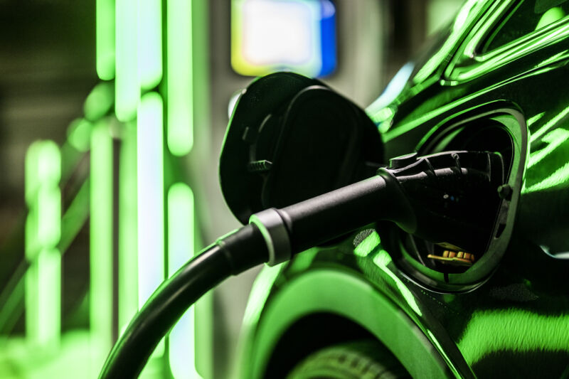 Andhra setting up 250 charging stations to promote EVs – EQ Mag