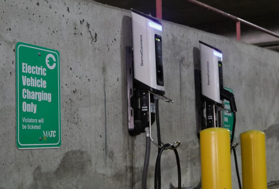 Marquette to install electric vehicle charging stations