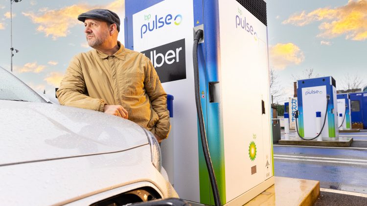 bp pulse and Uber team up on driver charging as EV momentum builds – EQ Mag