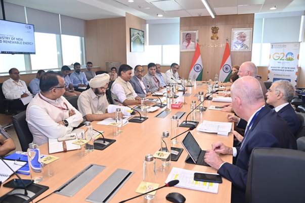Power and New & Renewable Energy Minister R. K. Singh meets EU delegation, explores strengthening of cooperation under EU – India Clean Energy and Climate Partnership – EQ Mag