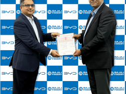 Sanjay Gopalakrishnan, Sr. Vice President – Electric Passenger Vehicle Business – BYD India and Sidhaant Dadwal, President SME and Auto, Bajaj Finance